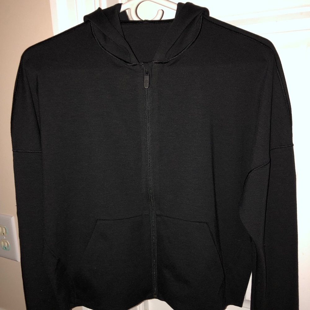Black Lululemon Cropped Jacket